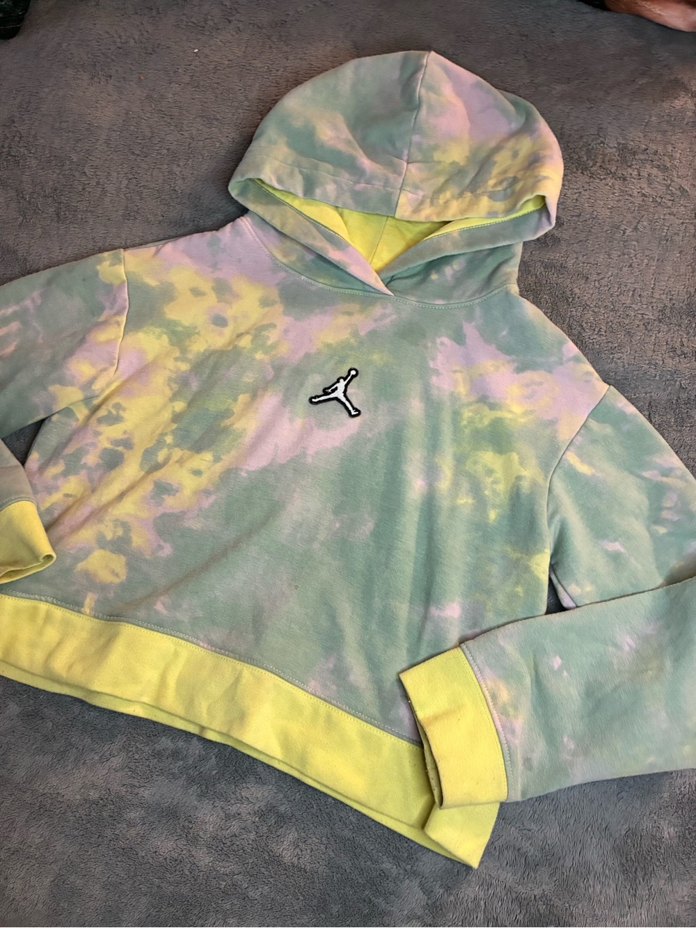 Jordan's Women's Tie Dye Sweatshirt Size
Small